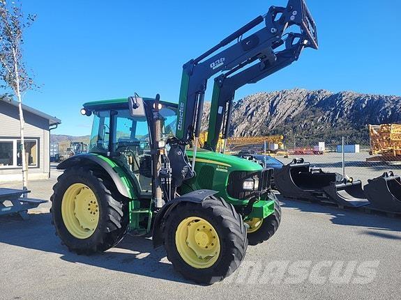 John Deere 5100 R Tratores Agrícolas usados