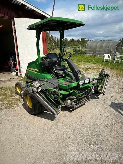 John Deere 7500A Espaços verdes - Outros
