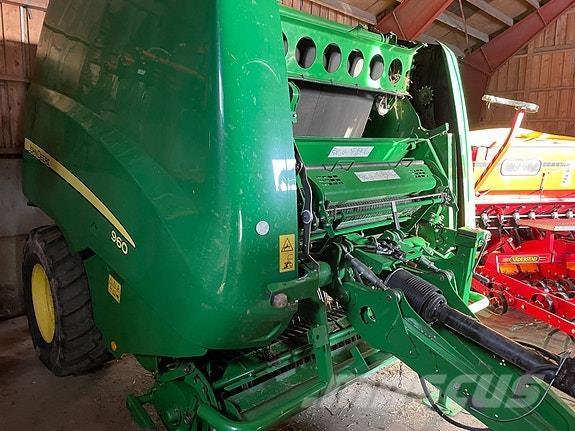 John Deere 960 Enfardadeira de rolos
