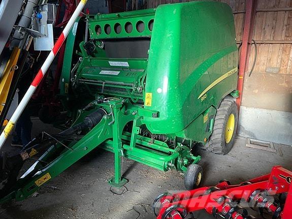 John Deere 960 Enfardadeira de rolos