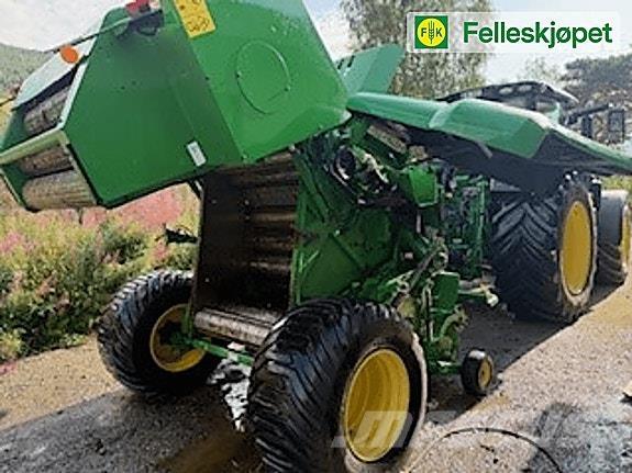 John Deere F440R Enfardadeira de rolos