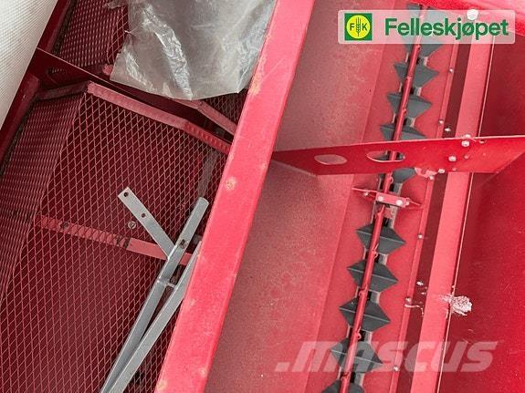 Kongskilde HT 3000 Espalhadores de minério