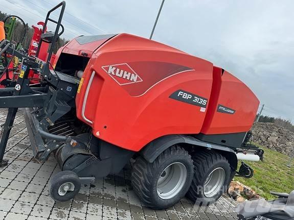 Kuhn FBP 3135 Enfardadeira de rolos