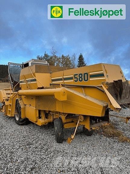 Sampo-Rosenlew 580 Ceifeiras debulhadoras