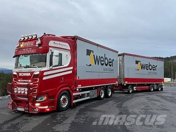 Scania 650 S Caminhões de caixa fechada