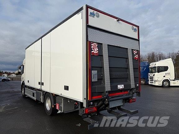 Scania P340 Caminhões de caixa fechada