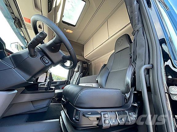 Scania R460A4X2LB Cavalos Mecânicos