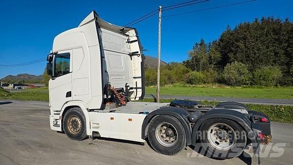Scania R580A6x2NB Cavalos Mecânicos