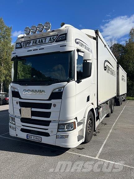 Scania R660 Caminhões de caixa fechada