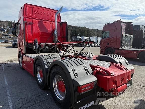 Scania R770 A6x4NB Cavalos Mecânicos