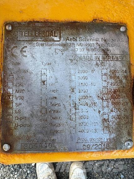 Tellefsdal V-90 Lâminas de neve e arados