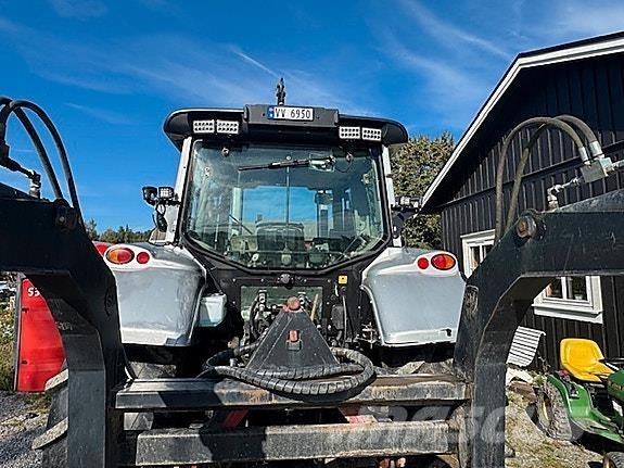 Valtra 142 Direct Tratores Agrícolas usados