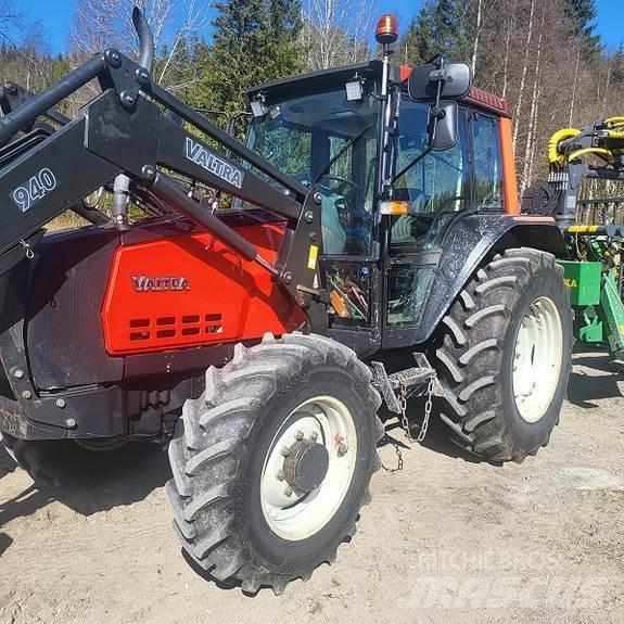Valtra 6200 Tratores Agrícolas usados