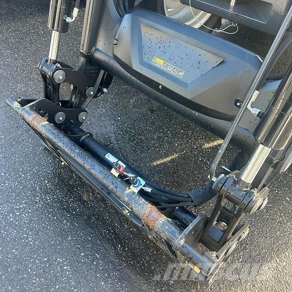 Valtra A115 Tratores Agrícolas usados