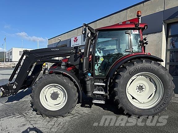 Valtra G135 Versu Tratores Agrícolas usados