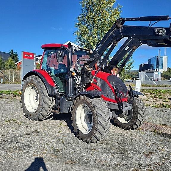 Valtra N-104 Tratores Agrícolas usados
