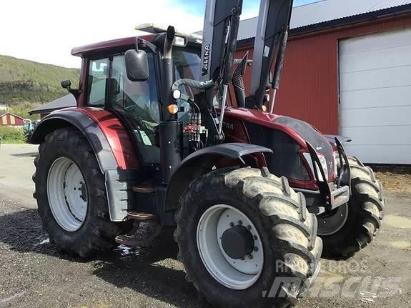 Valtra N163Direct Tratores Agrícolas usados