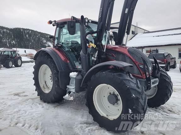 Valtra N174H Tratores Agrícolas usados