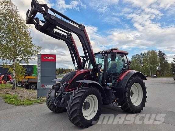 Valtra N174V Tratores Agrícolas usados