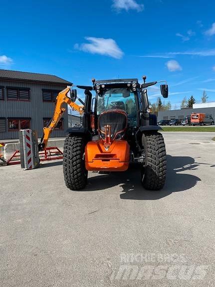 Valtra N175D Tratores Agrícolas usados