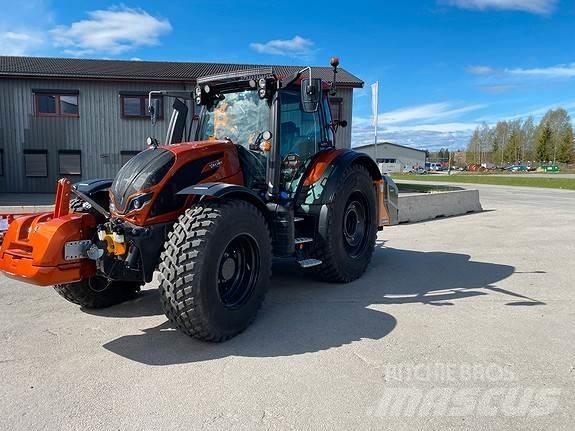 Valtra N175D Tratores Agrícolas usados