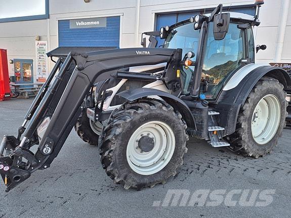 Valtra N175D. Tratores Agrícolas usados