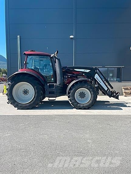 Valtra T214 Tratores Agrícolas usados