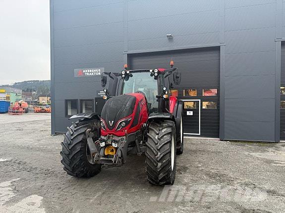 Valtra T234D Tratores Agrícolas usados