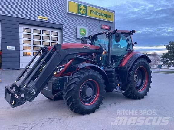 Valtra T235 Tratores Agrícolas usados