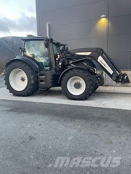 Valtra T235 Direct Tratores Agrícolas usados