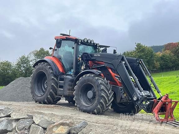 Valtra T235D Tratores Agrícolas usados