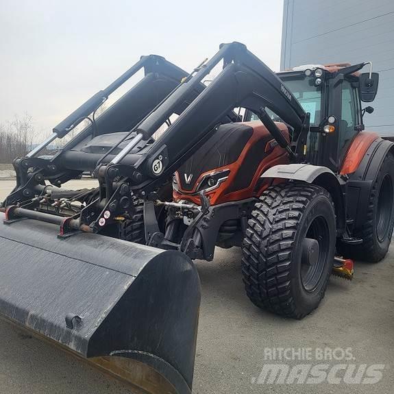 Valtra T255 Tratores Agrícolas usados