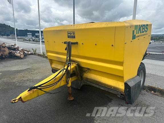 Vama  Outros limpa-neves e máquinas de limpeza viária