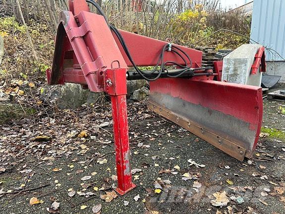   Outros limpa-neves e máquinas de limpeza viária