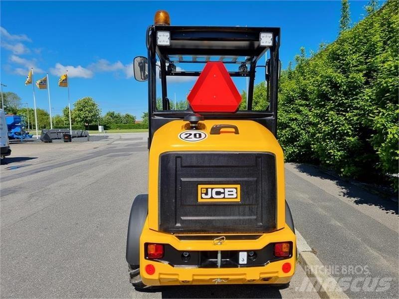 JCB 403 AGRI Mini carregadoras