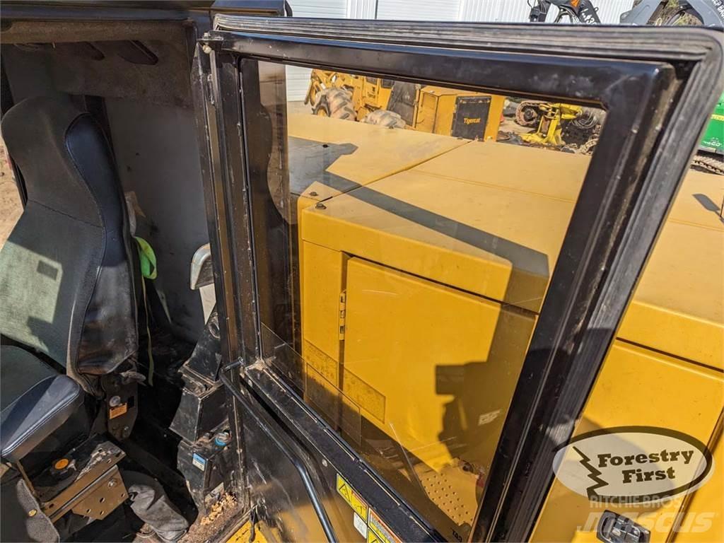 CAT 559D Carregadores