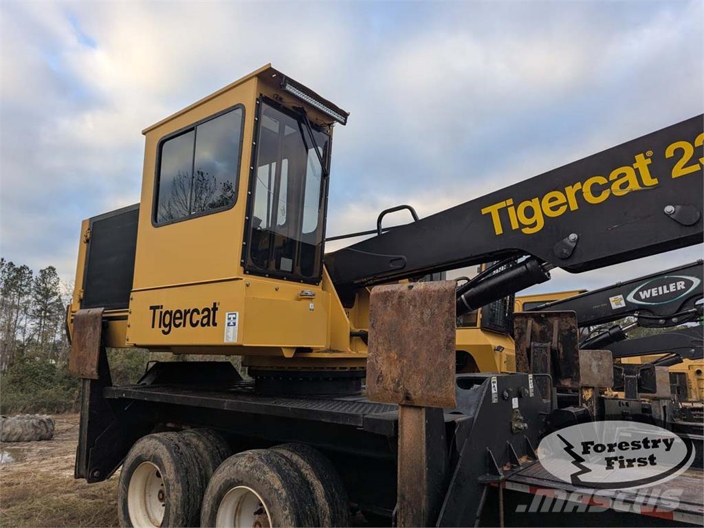 Tigercat 234B Carregadores