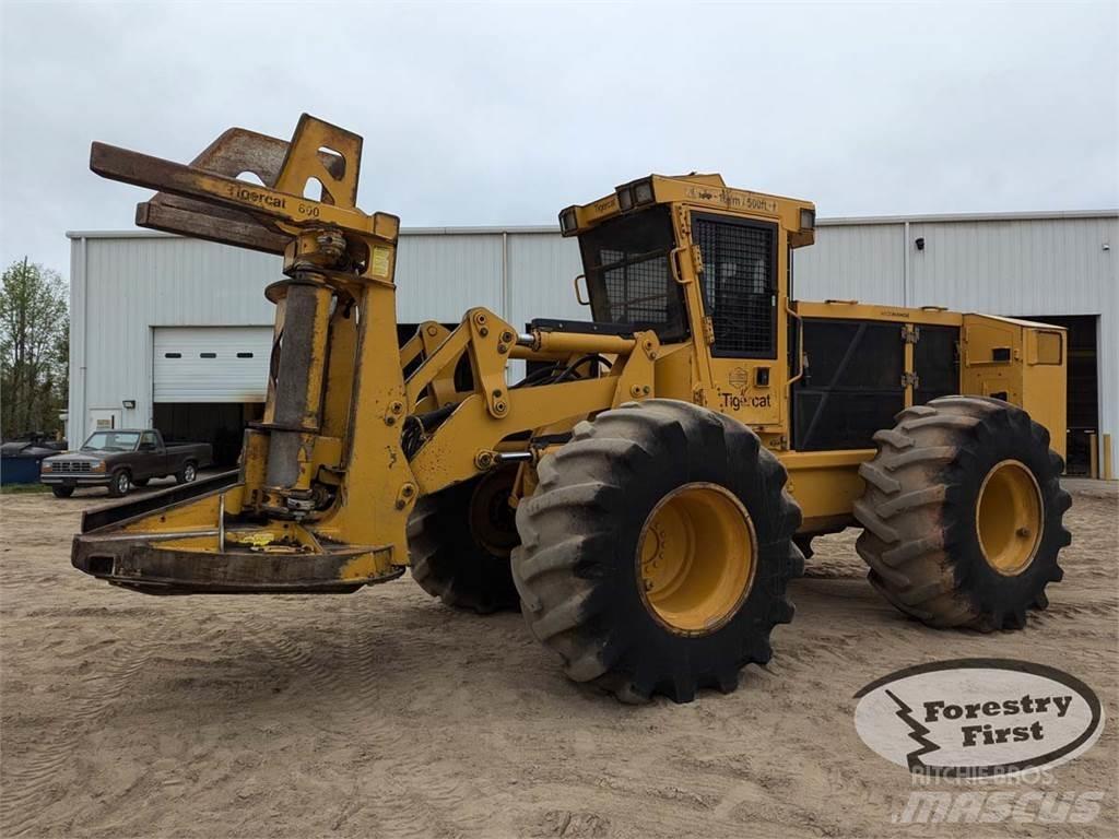 Tigercat 720G Cegadeiras