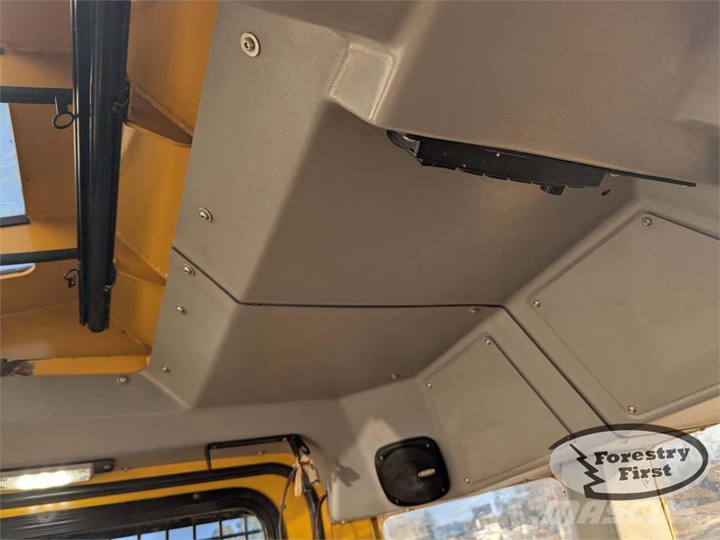 Tigercat 724G Cegadeiras