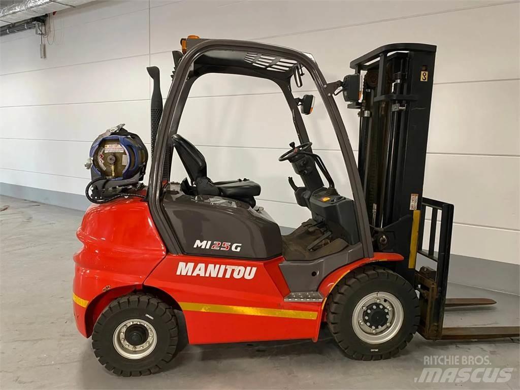 Manitou MI25G Empilhadores a gás