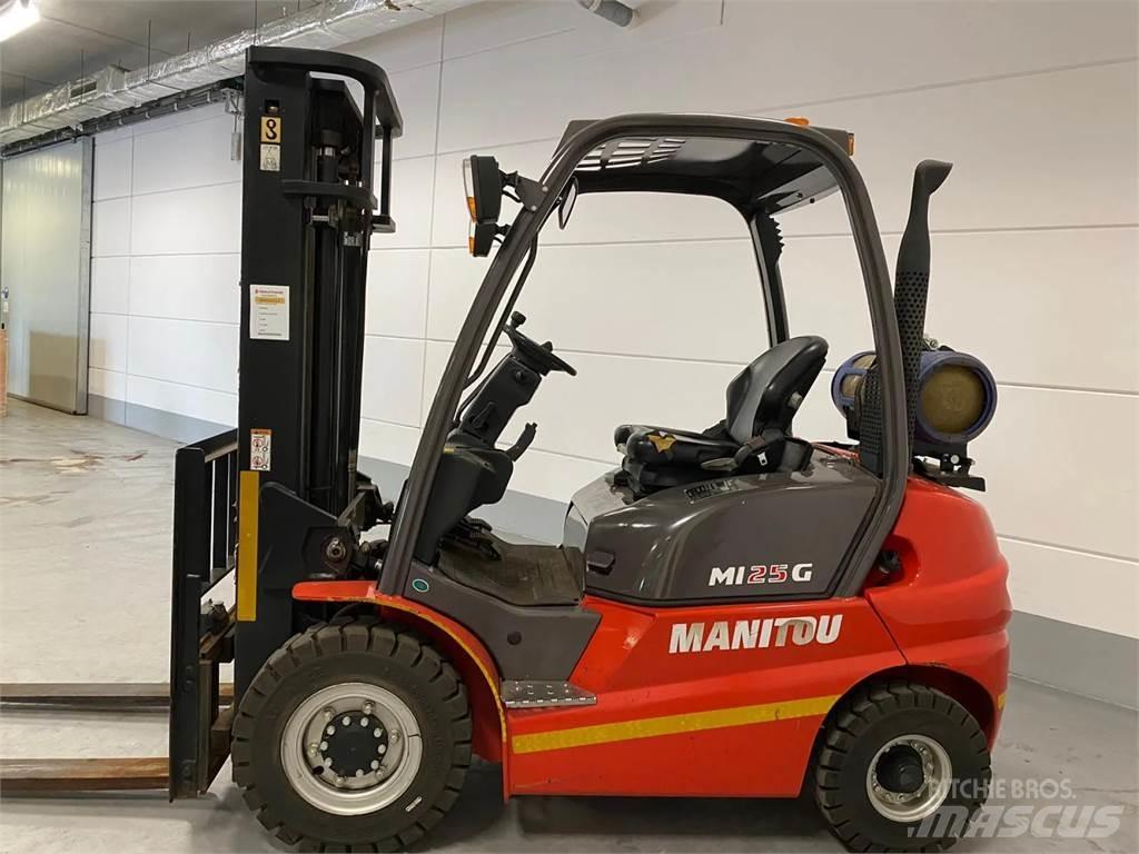 Manitou MI25G Empilhadores a gás