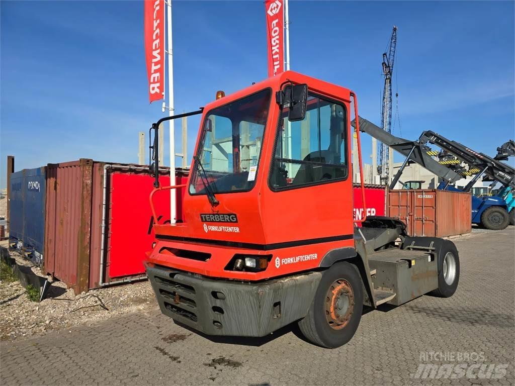Terberg YT182 Tractores terminais