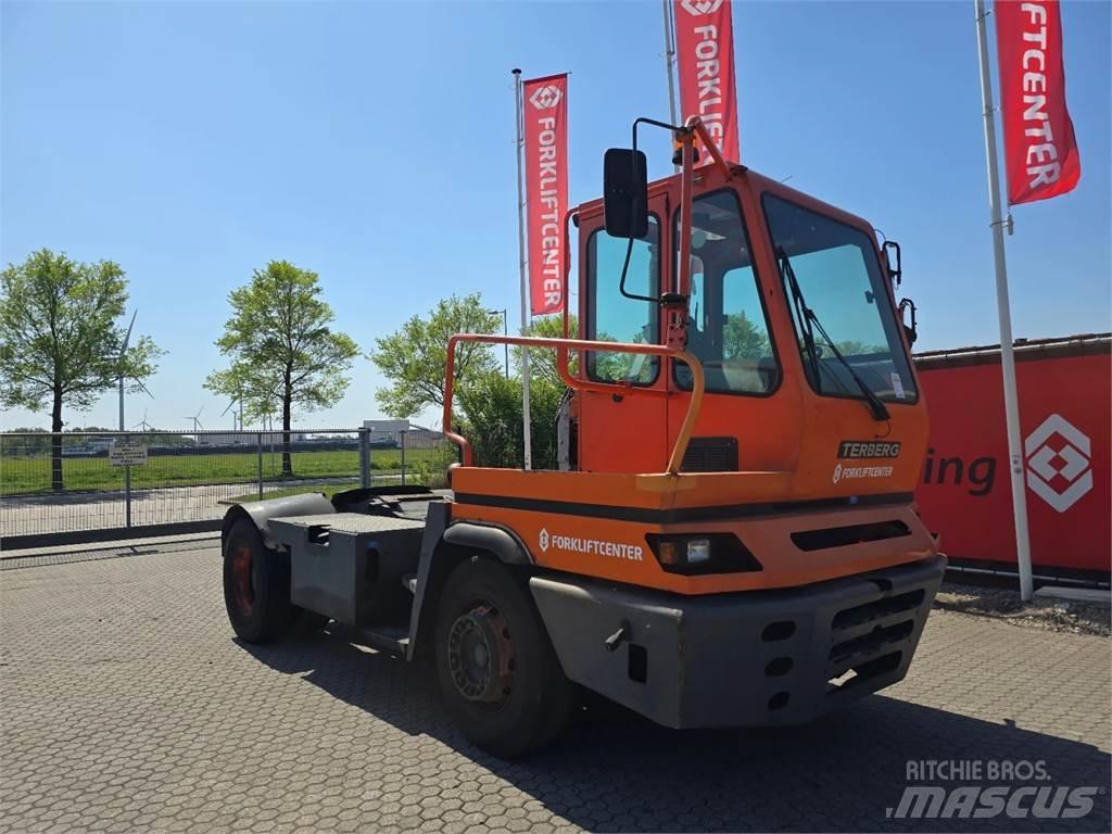 Terberg YT182 Tractores terminais