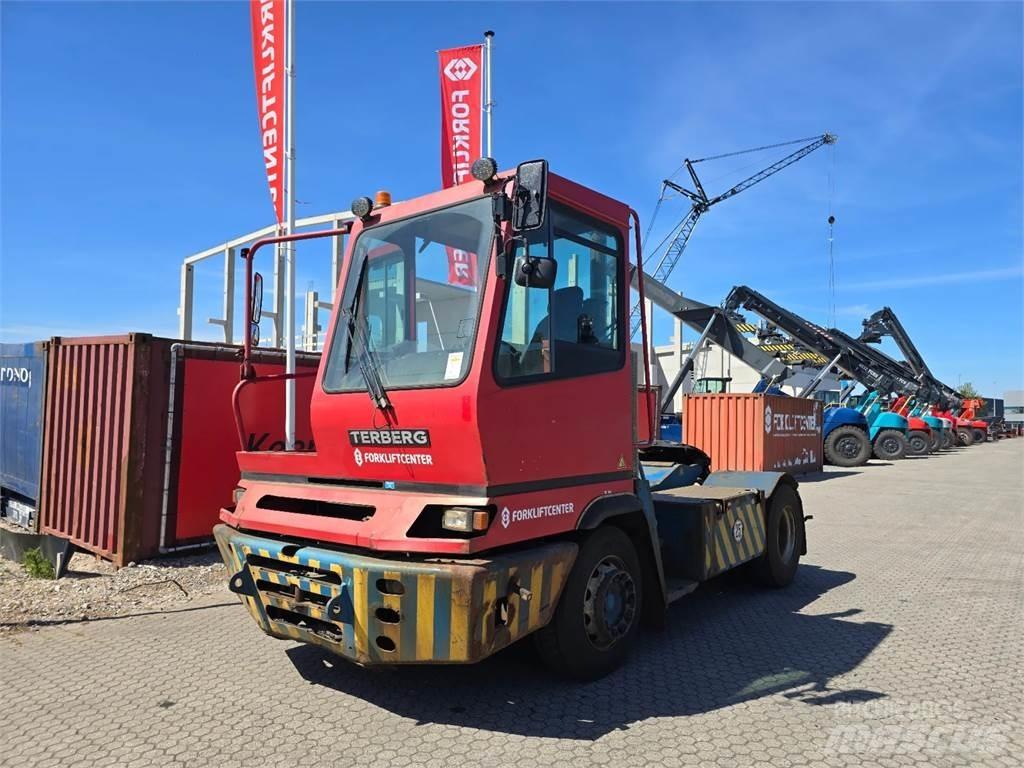 Terberg YT222 Tractores terminais