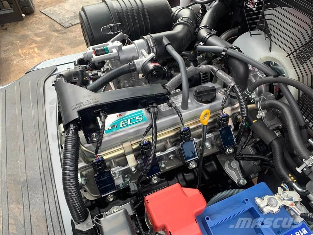Toyota 02-8FGF30 Empilhadores a gás