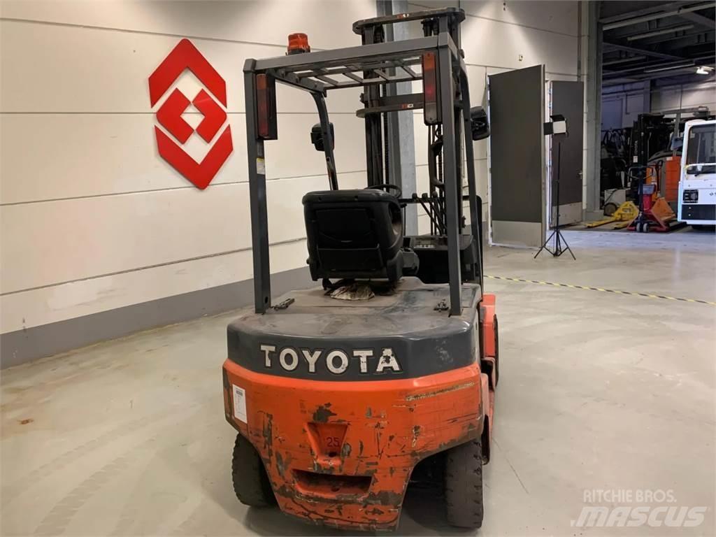Toyota 8FBN25 Empilhadores eléctricos