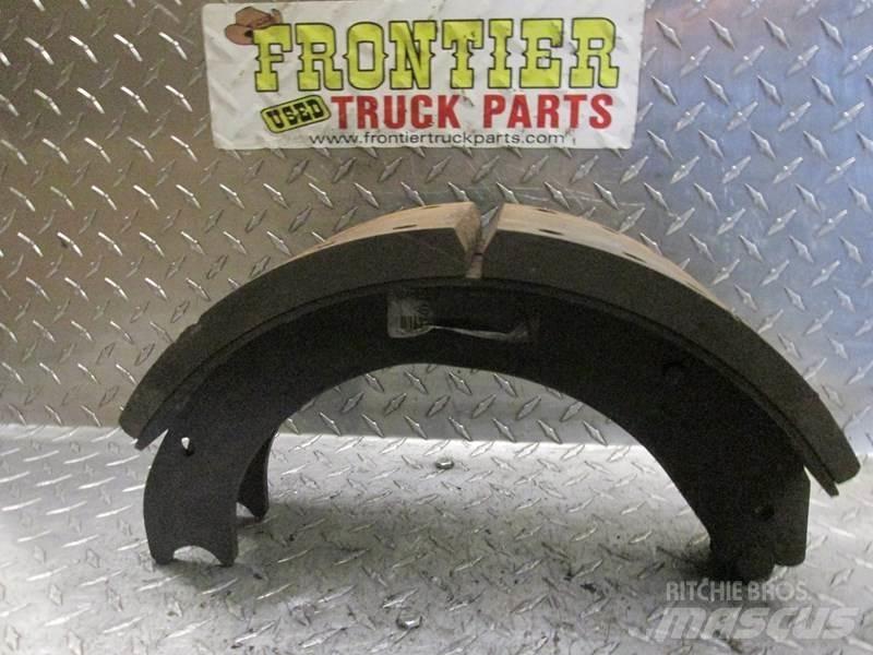  Brake Shoe Travőes