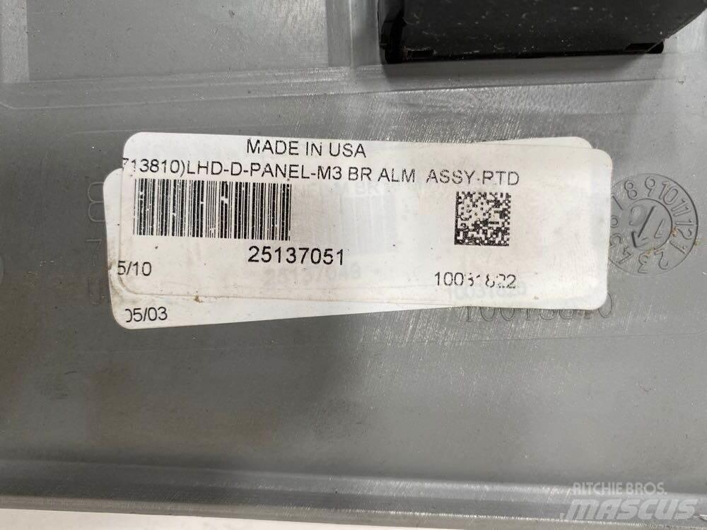 Mack CXU Electrónica