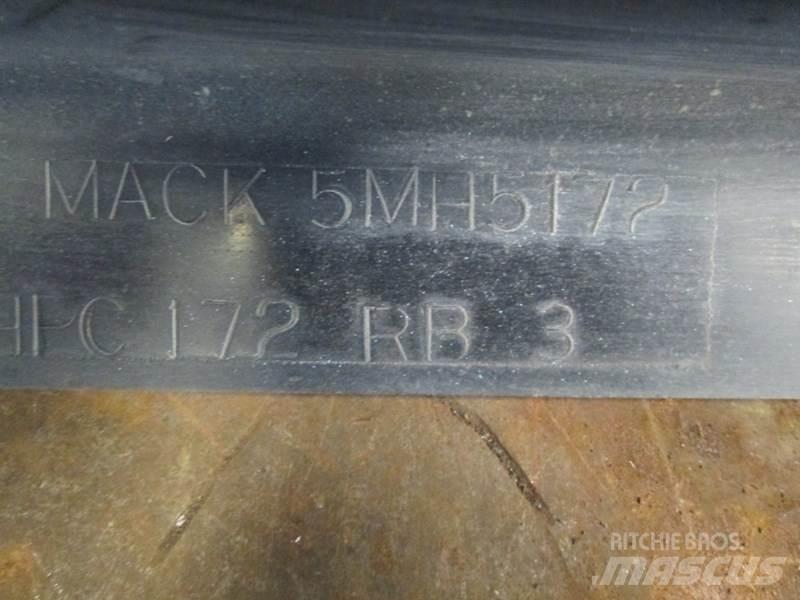 Mack MP7 Transportes - Outros
