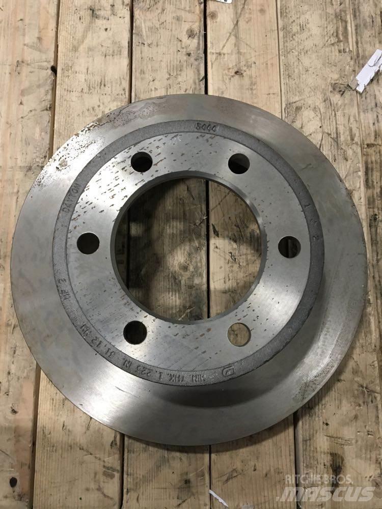 Meritor  Travőes